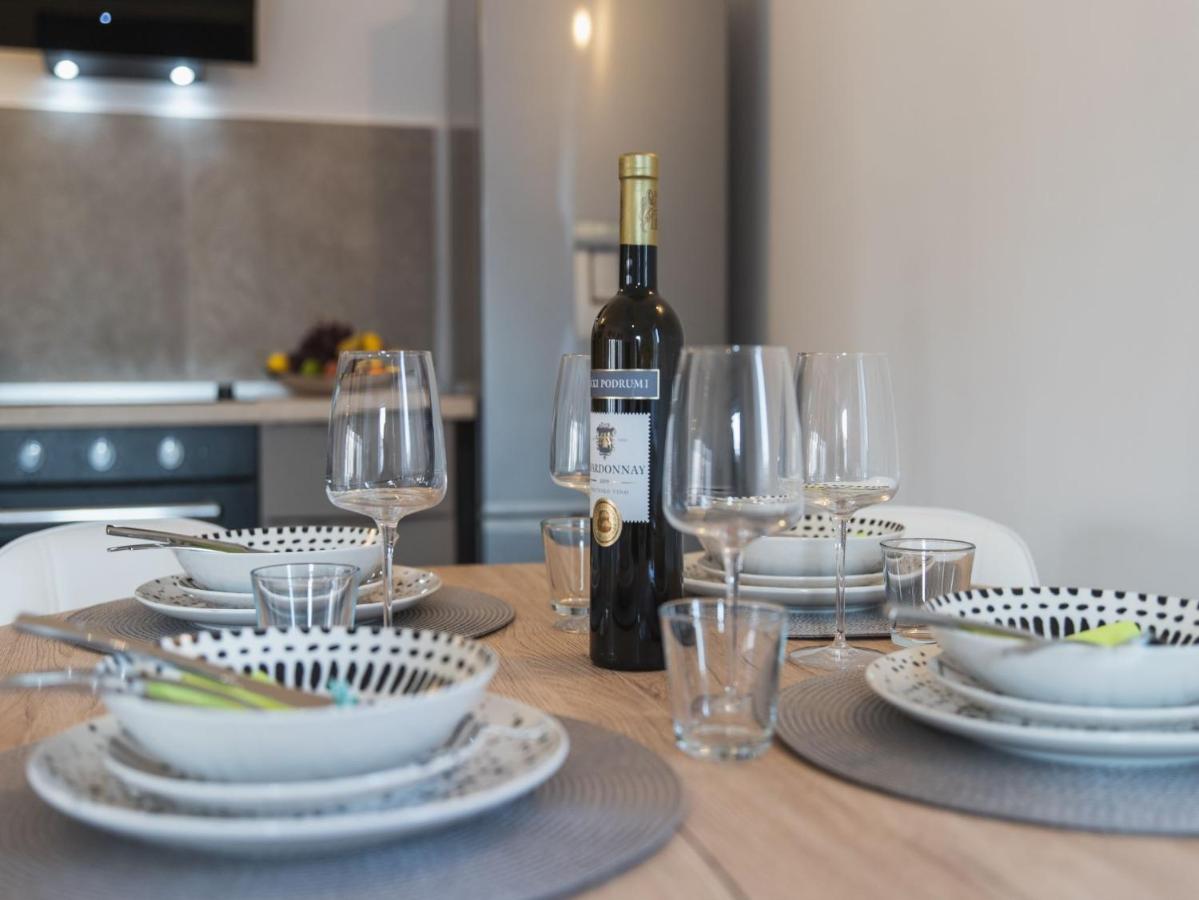 Apartment Fiora Каштела Экстерьер фото